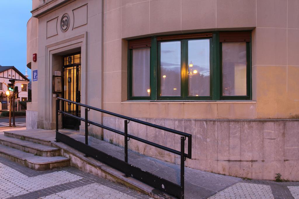 Apartamentos Grosen San Sebastián Cameră foto